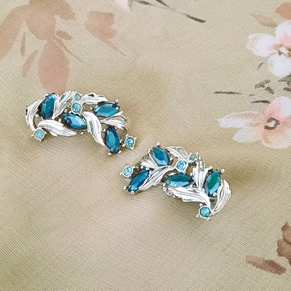 Blue Swirl Marquise Earrings Silver Tone Rhinestone Clip On - Picture 2 of 6